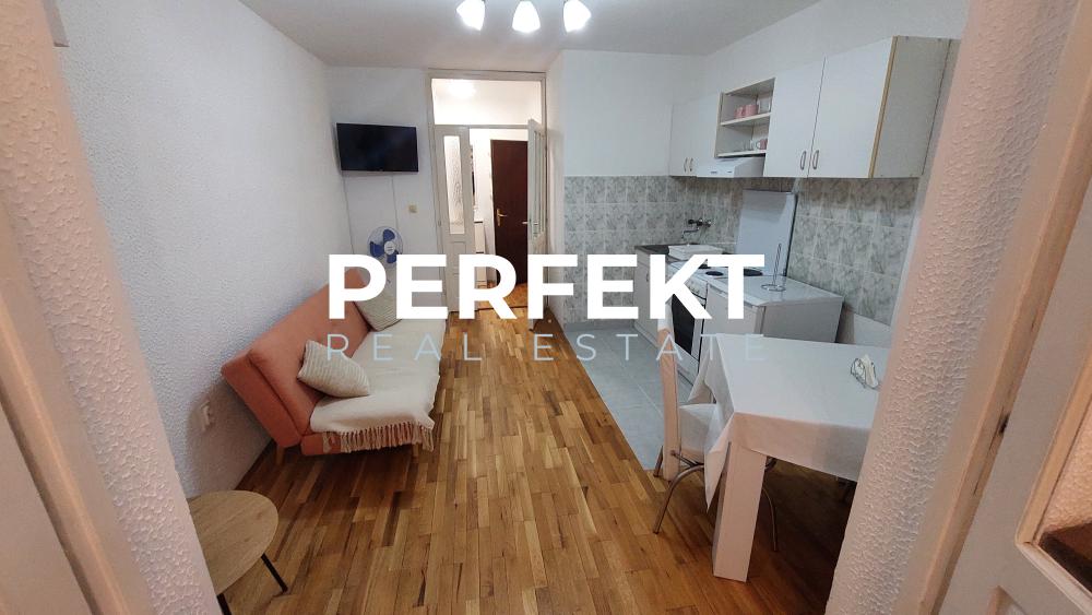 Kotež 1, jednosoban, 33m2 drugi sprat 220 €